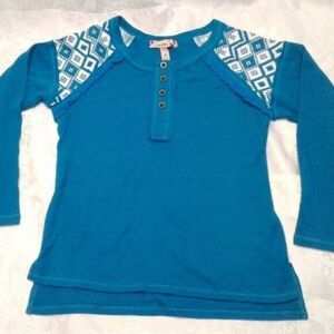 Speechless Girls Medium Henley Long Sleeve Top Aquamarine Blue White Geometric